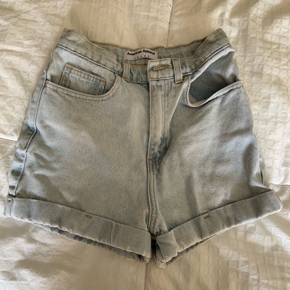 American apparel light wash shorts - Picture 1 of 3